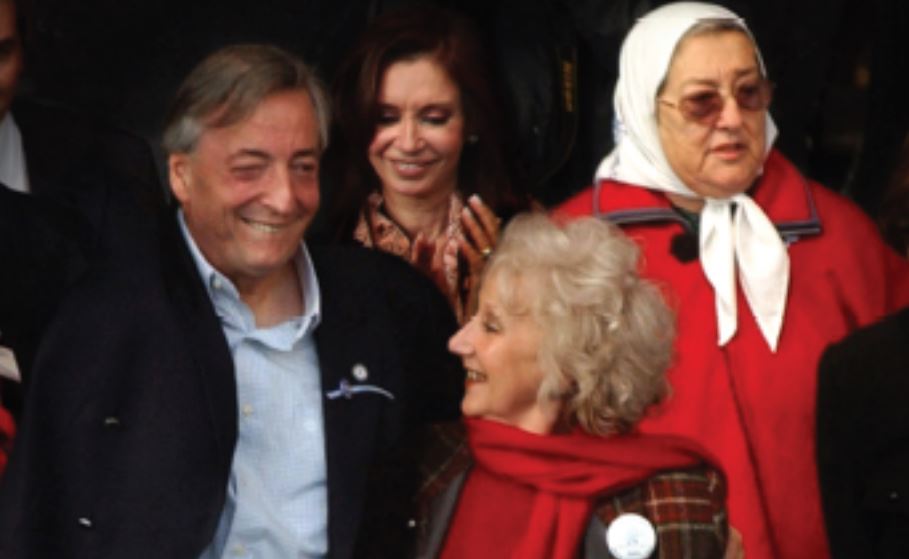 “Mentirás tus muertos”, el libro que derriba el mito de los 30 mil desaparecidos