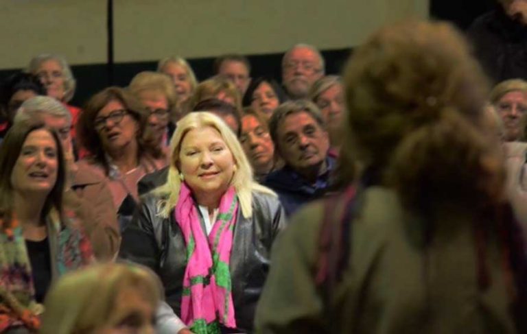 La nueva batalla de Elisa Carrió
